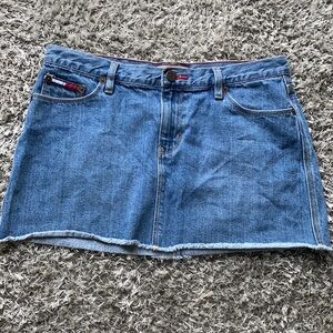 Y2K Tommy jeans denim skirt
